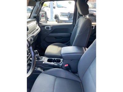 2022 Jeep Wrangler Unlimited Sahara 4x4