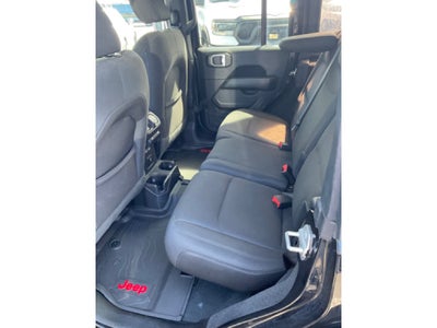 2022 Jeep Wrangler Unlimited Sahara 4x4