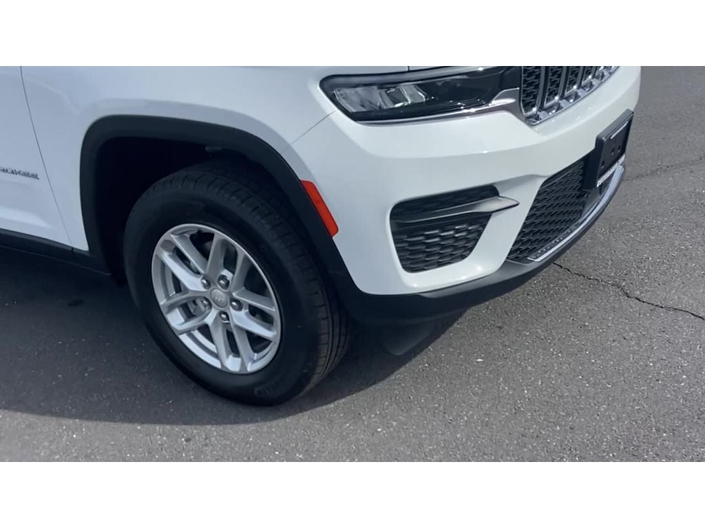 2025 Jeep Grand Cherokee GRAND CHEROKEE LAREDO X 4X2