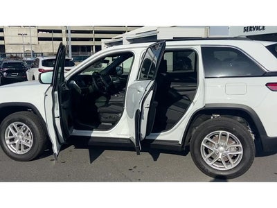 2025 Jeep Grand Cherokee GRAND CHEROKEE LAREDO X 4X2