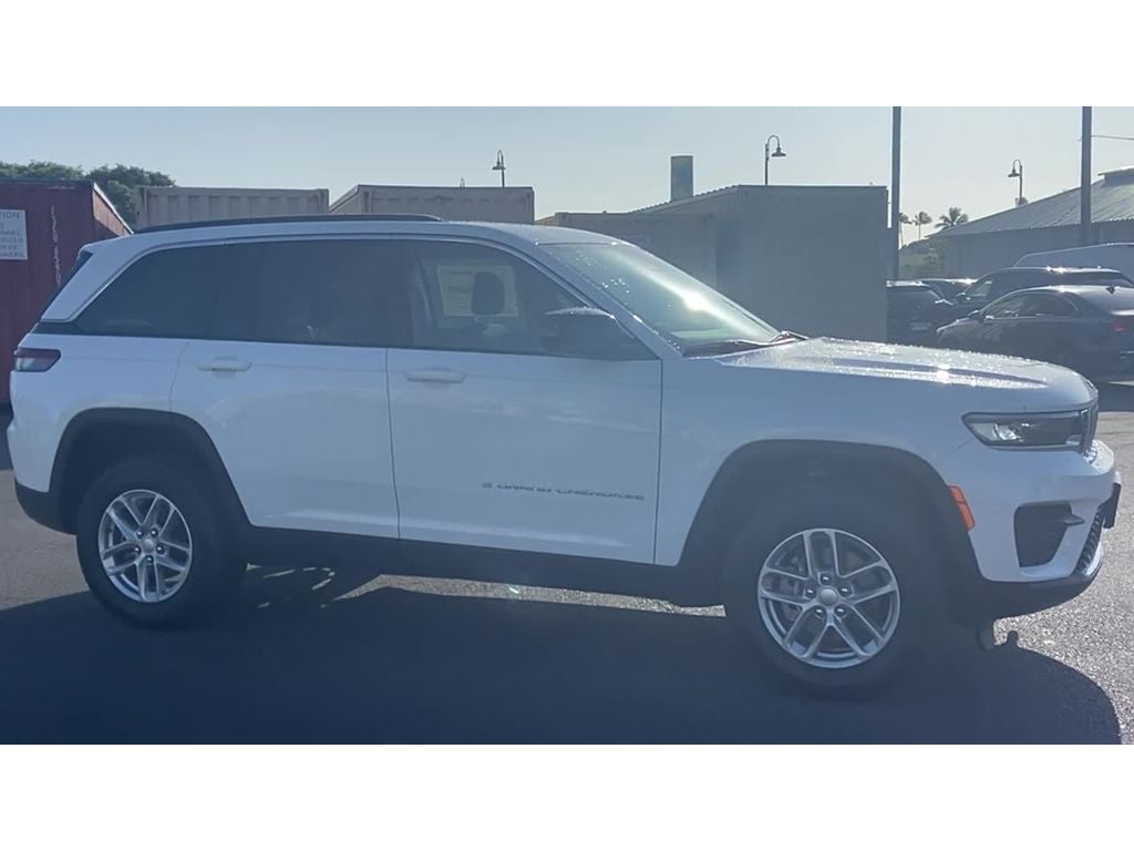 2025 Jeep Grand Cherokee GRAND CHEROKEE LAREDO X 4X2