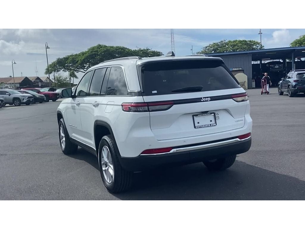 2025 Jeep Grand Cherokee GRAND CHEROKEE LAREDO X 4X2