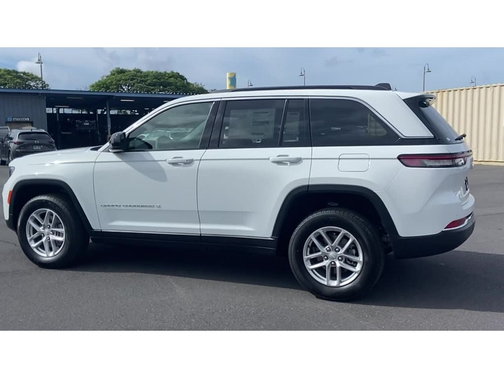2025 Jeep Grand Cherokee GRAND CHEROKEE LAREDO X 4X2