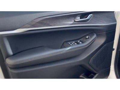 2026 Jeep Grand Cherokee GRAND CHEROKEE LAREDO ALTITUDE 4X2