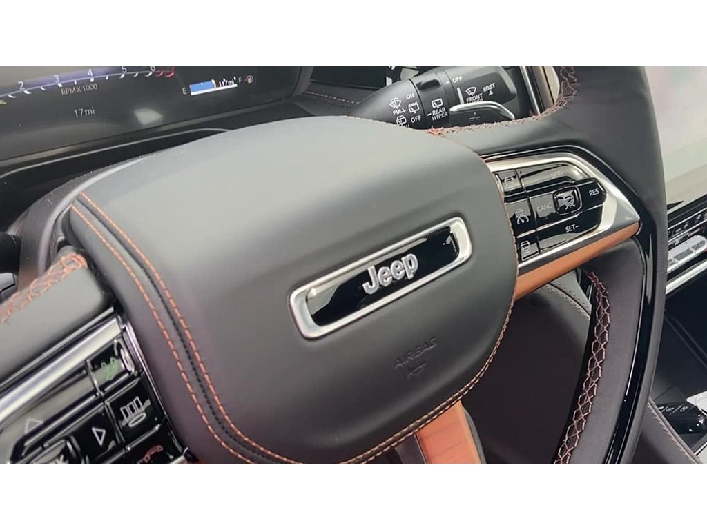 2025 Jeep Grand Cherokee GRAND CHEROKEE L SUMMIT RESERVE 4X4