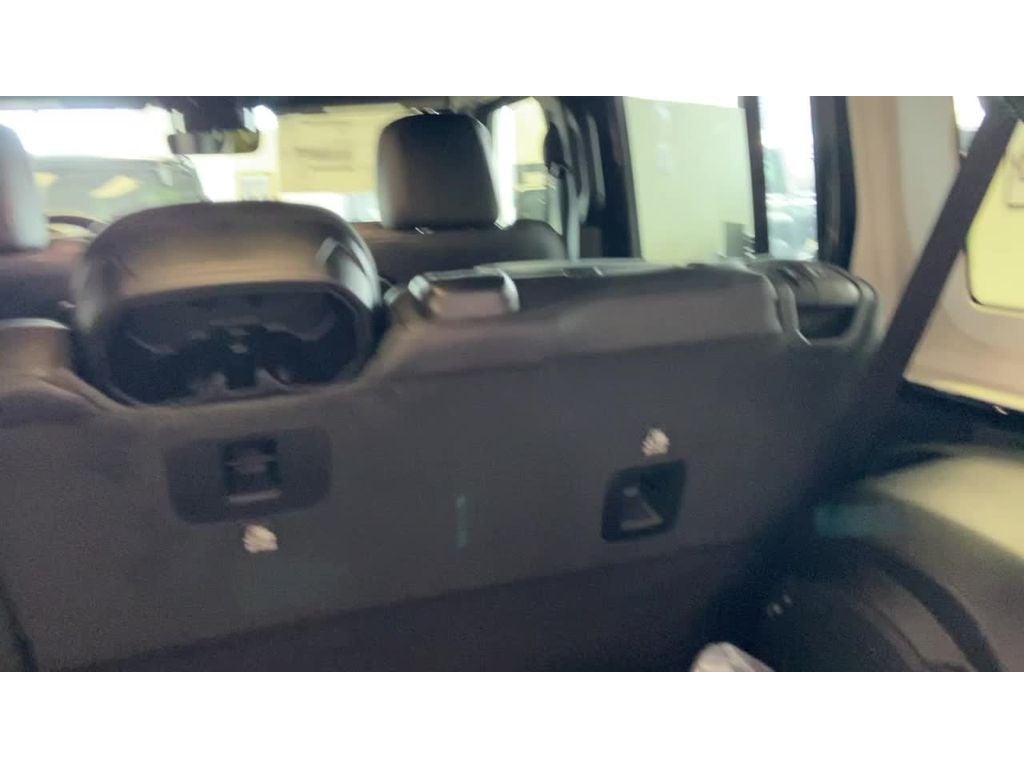 2025 Jeep Wrangler WRANGLER 4-DOOR RUBICON 392