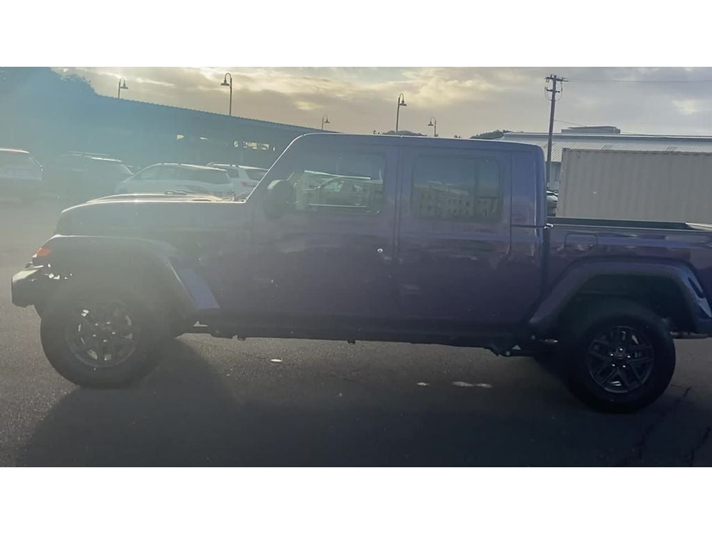 2026 Jeep Gladiator GLADIATOR SPORT S 4X4