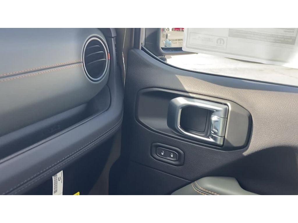 2026 Jeep Gladiator GLADIATOR MOJAVE X 4X4