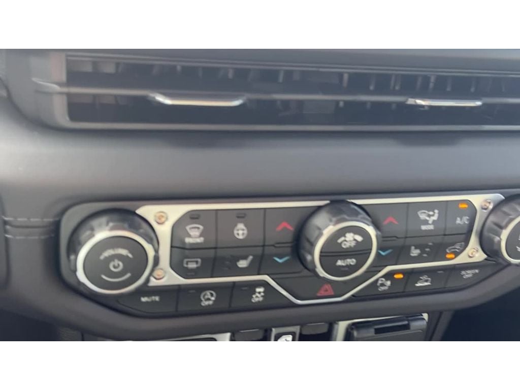 2026 Jeep Gladiator GLADIATOR MOJAVE X 4X4