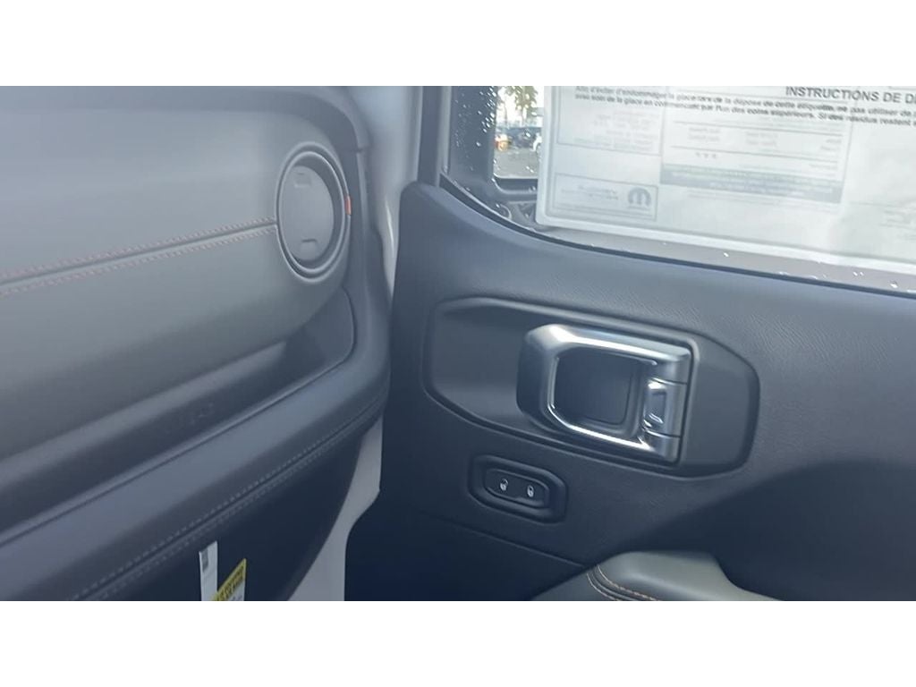 2026 Jeep Gladiator GLADIATOR MOJAVE X 4X4