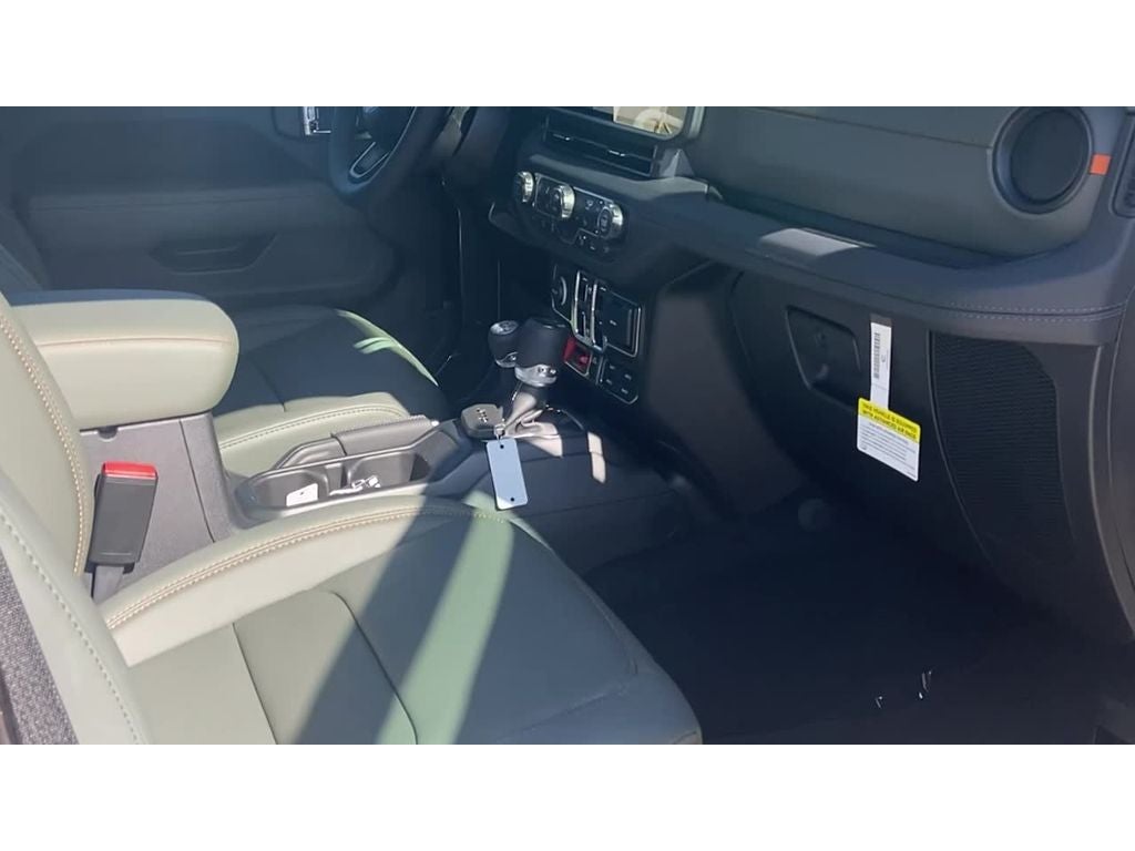 2026 Jeep Gladiator GLADIATOR MOJAVE X 4X4