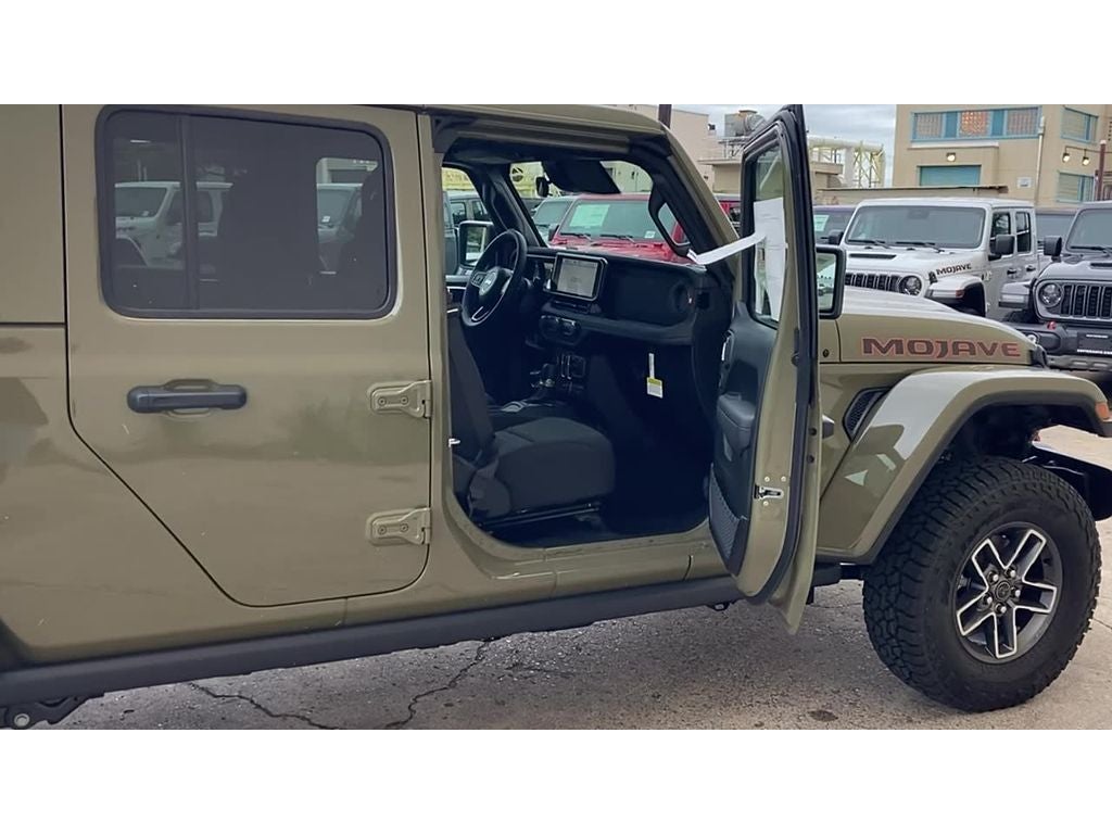 2026 Jeep Gladiator GLADIATOR MOJAVE 4X4