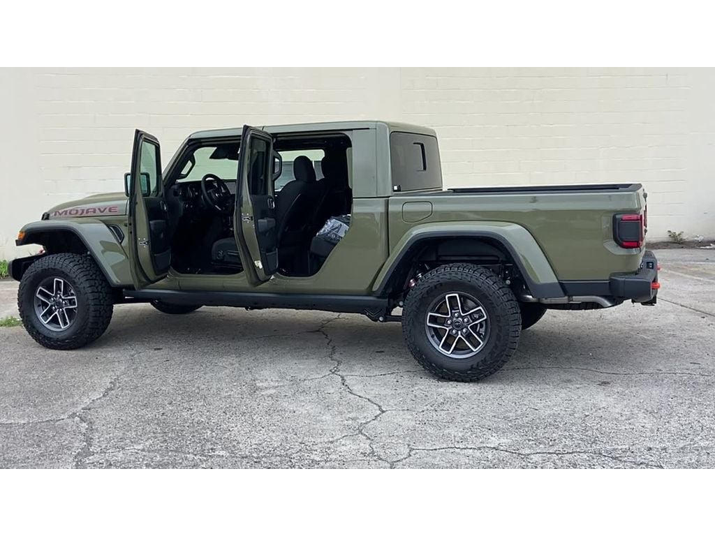 2026 Jeep Gladiator GLADIATOR MOJAVE 4X4