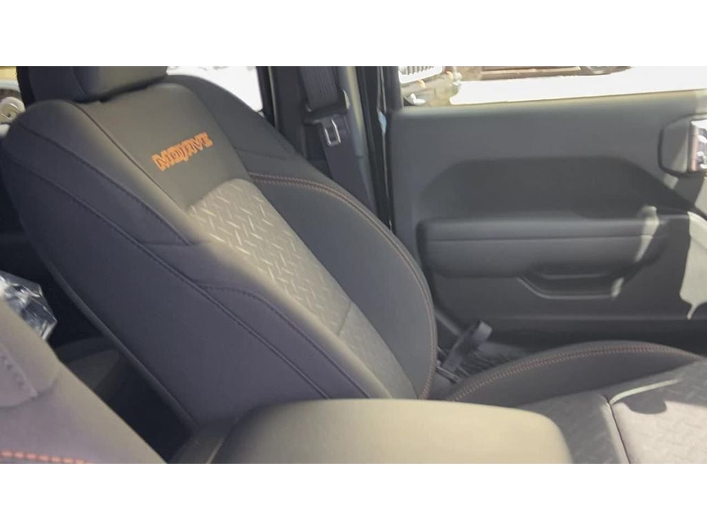 2026 Jeep Gladiator GLADIATOR MOJAVE 4X4