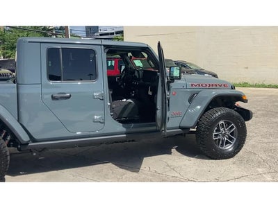 2026 Jeep Gladiator GLADIATOR MOJAVE 4X4