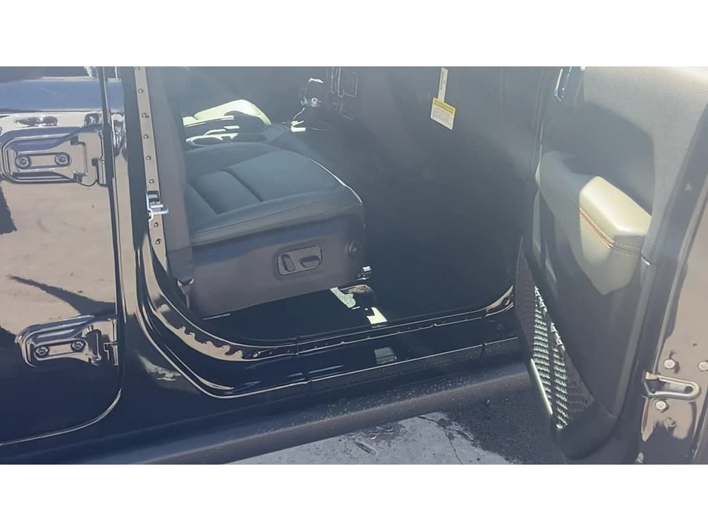 2026 Jeep Gladiator GLADIATOR MOJAVE X 4X4