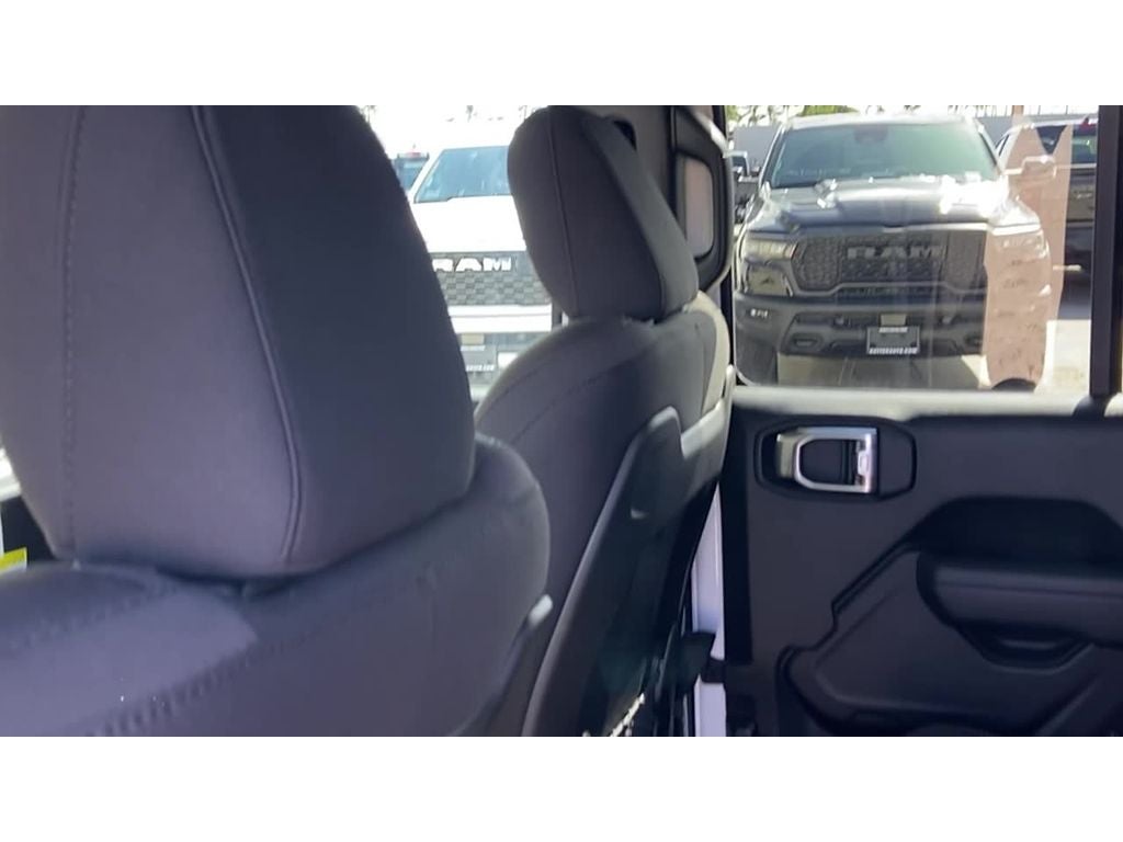 2026 Jeep Gladiator GLADIATOR MOJAVE 4X4