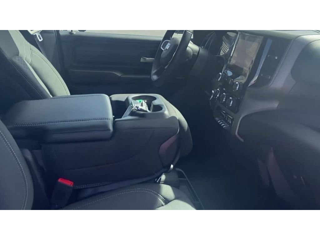 2026 RAM Ram 1500 RAM 1500 EXPRESS CREW CAB 4X2 5'7' BOX