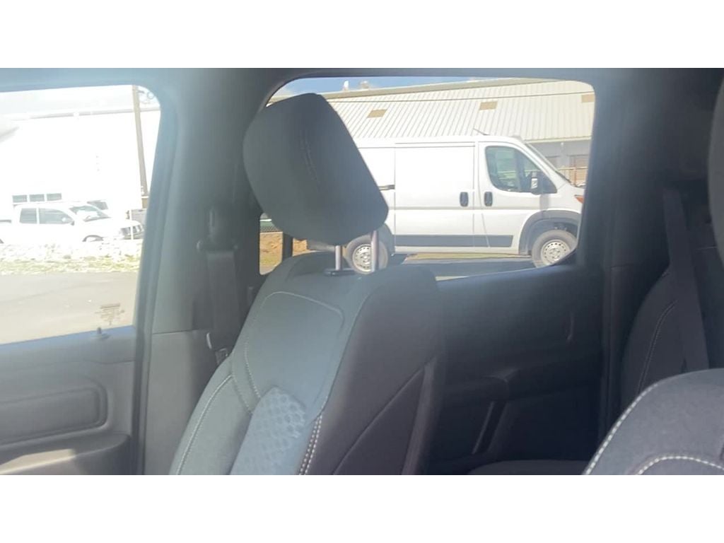 2026 RAM Ram 1500 RAM 1500 EXPRESS CREW CAB 4X2 5'7' BOX