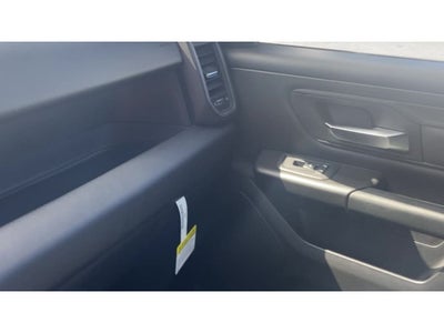 2026 RAM Ram 1500 RAM 1500 EXPRESS CREW CAB 4X2 5'7' BOX