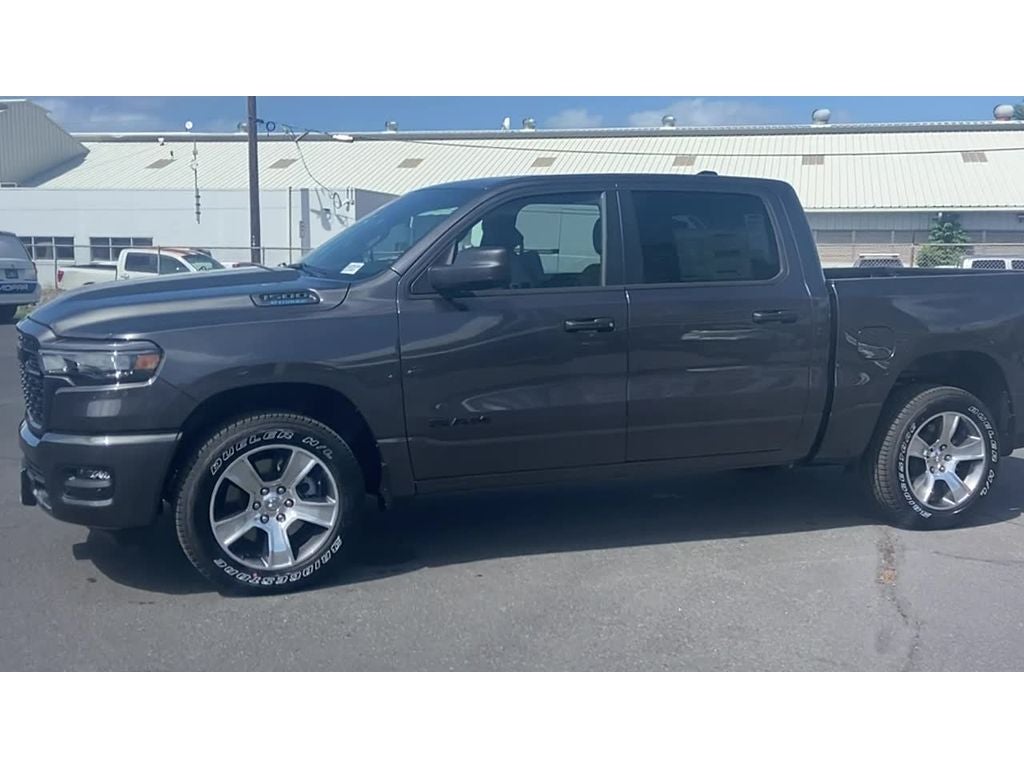 2026 RAM Ram 1500 RAM 1500 EXPRESS CREW CAB 4X2 5'7' BOX