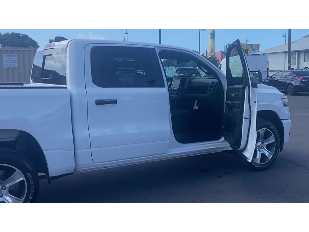 2026 RAM Ram 1500 RAM 1500 EXPRESS CREW CAB 4X2 5'7' BOX