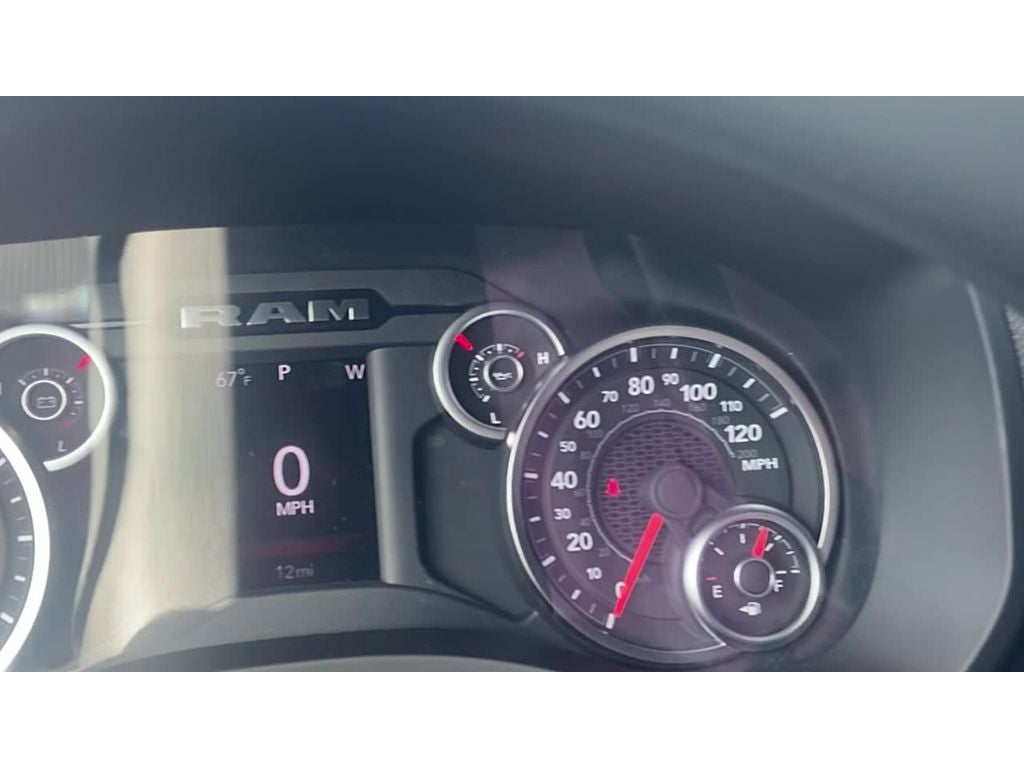 2026 RAM Ram 1500 RAM 1500 EXPRESS CREW CAB 4X2 5'7' BOX