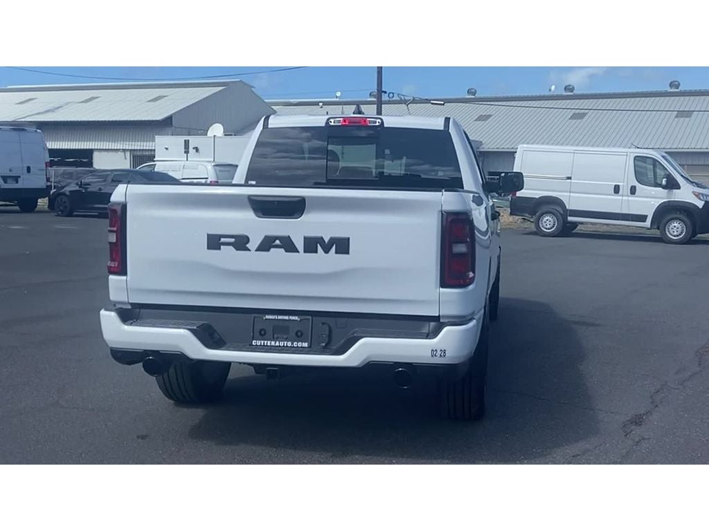 2026 RAM Ram 1500 RAM 1500 EXPRESS CREW CAB 4X2 5'7' BOX