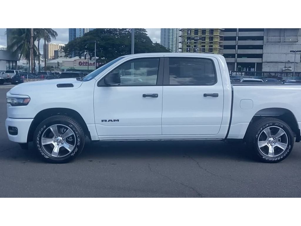 2026 RAM Ram 1500 RAM 1500 EXPRESS CREW CAB 4X2 5'7' BOX