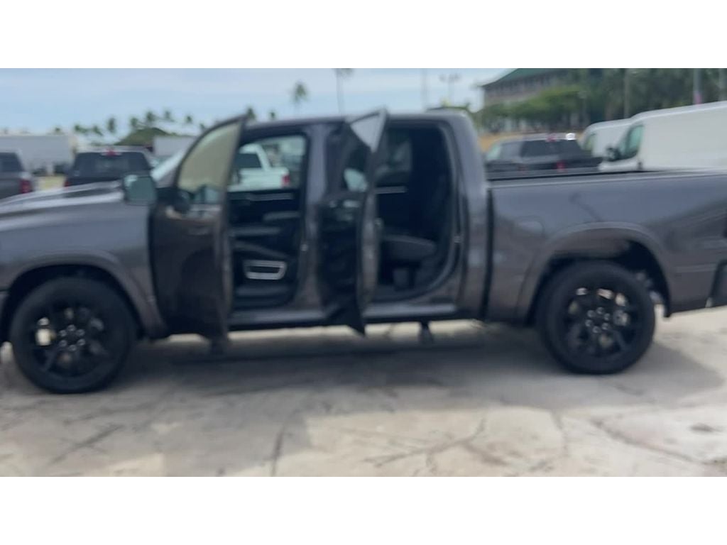 2026 RAM Ram 1500 RAM 1500 LARAMIE CREW CAB 4X2 5'7' BOX