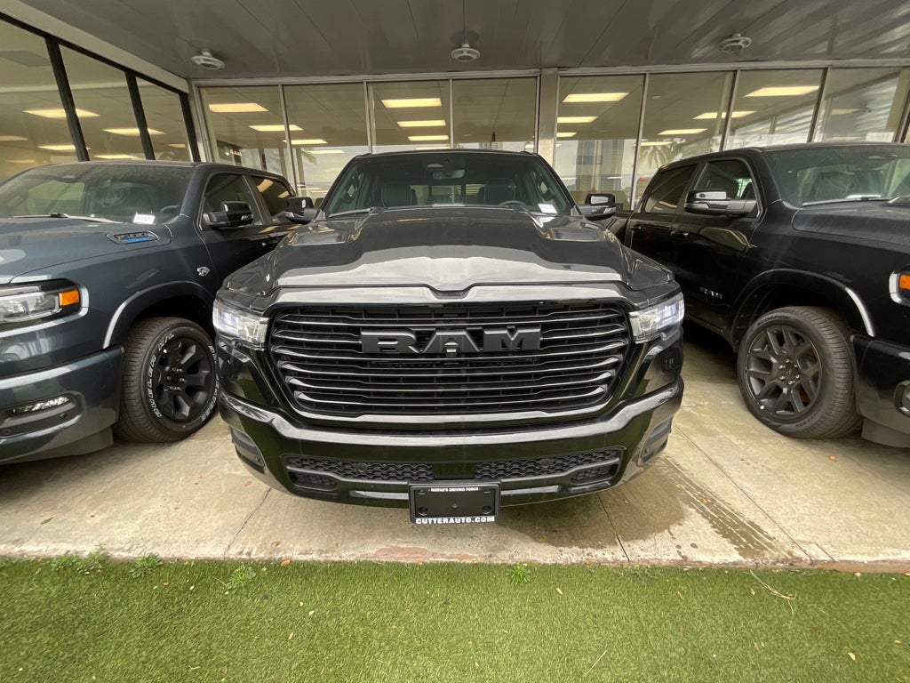 2026 RAM Ram 1500 RAM 1500 LARAMIE CREW CAB 4X2 5'7' BOX