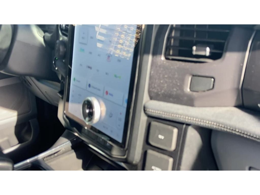 2024 Ford F-150 Lightning Flash