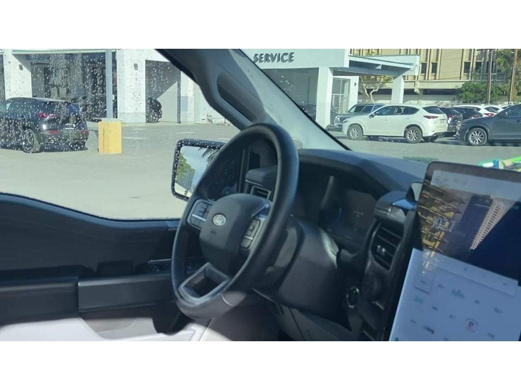 2024 Ford F-150 Lightning Flash