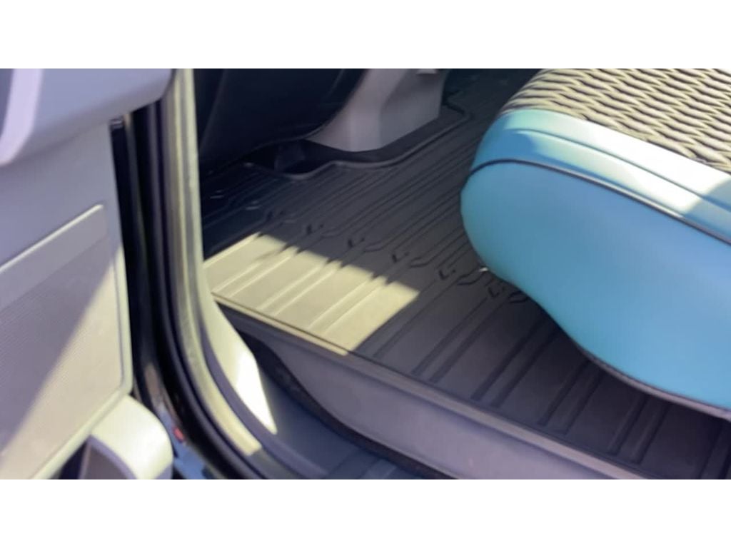 2024 Ford F-150 Lightning Flash