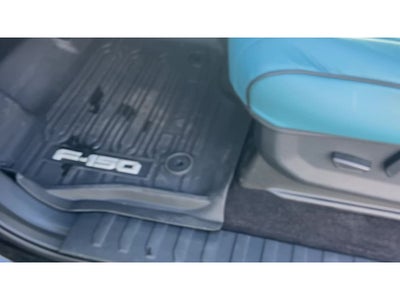 2024 Ford F-150 Lightning Flash