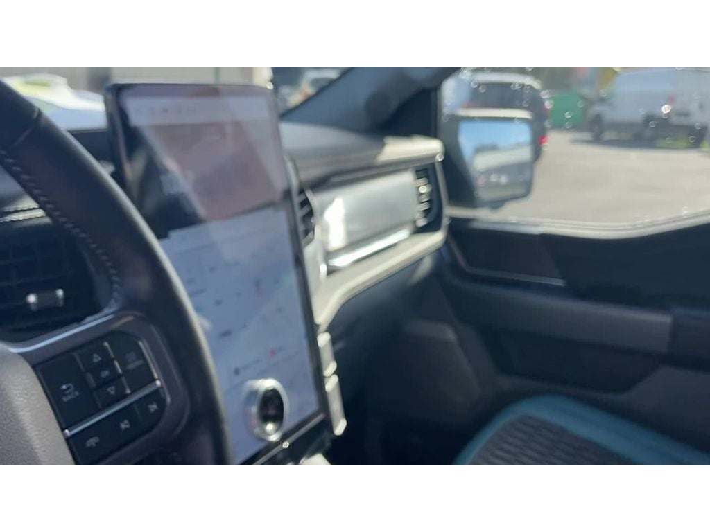 2024 Ford F-150 Lightning Flash