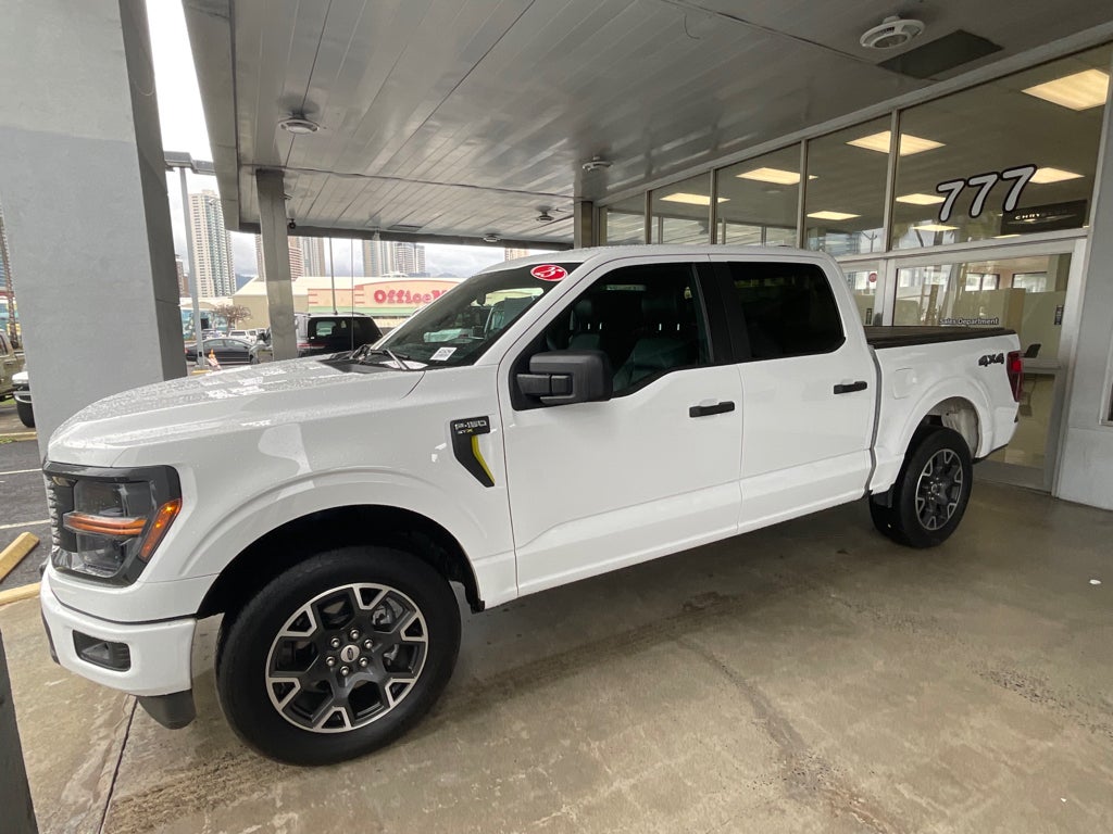 2025 Ford F-150 STX
