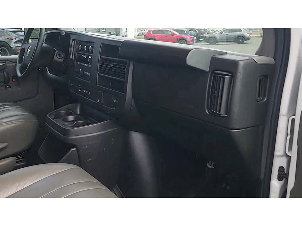 2022 Chevrolet Express Cargo RWD 2500 Regular Wheelbase WT
