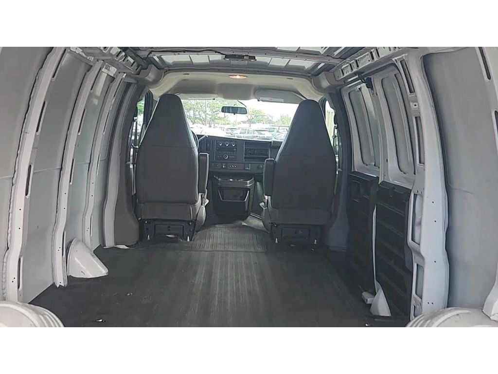 2022 Chevrolet Express Cargo RWD 2500 Regular Wheelbase WT