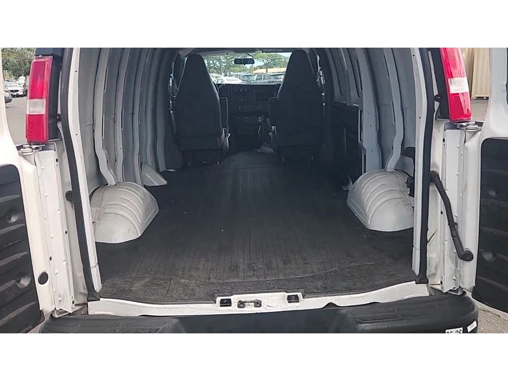 2022 Chevrolet Express Cargo RWD 2500 Regular Wheelbase WT