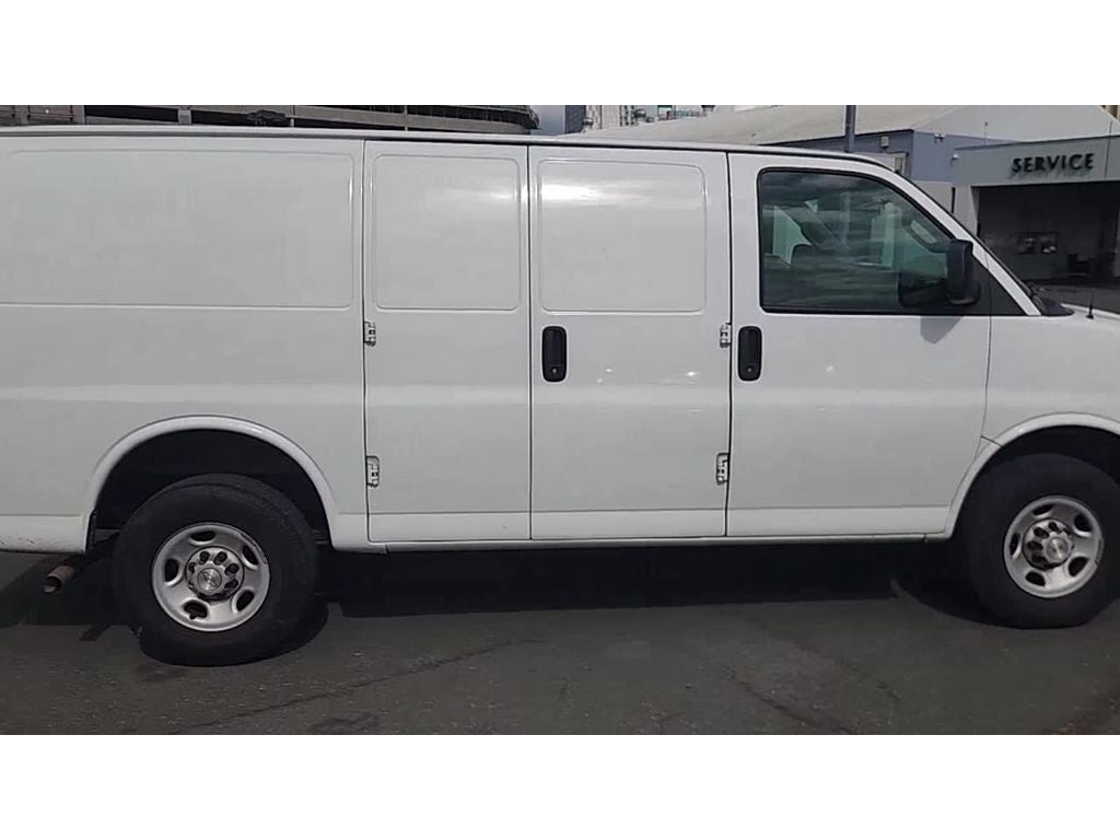 2022 Chevrolet Express Cargo RWD 2500 Regular Wheelbase WT