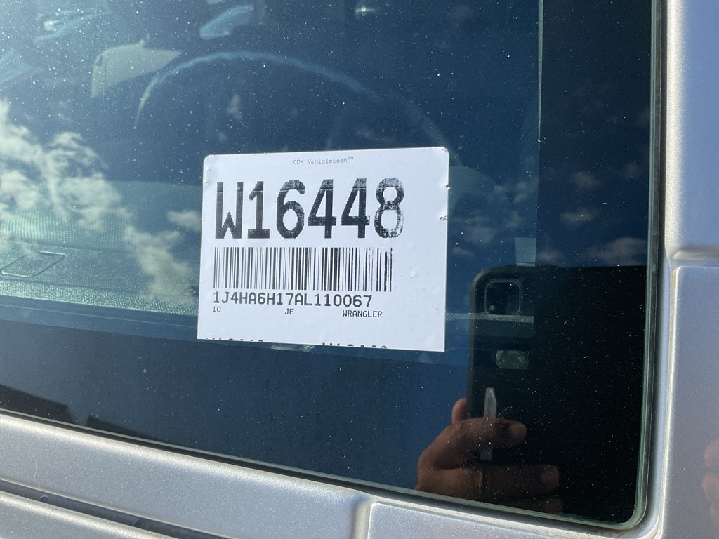 2010 Jeep Wrangler Unlimited at Cutter Chrysler Dodge Jeep Ram Fiat, photo 1