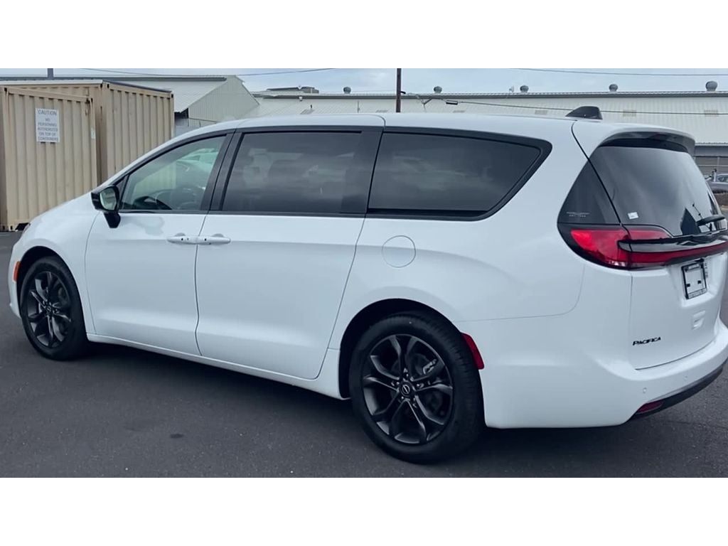 2026 Chrysler Pacifica PACIFICA SELECT