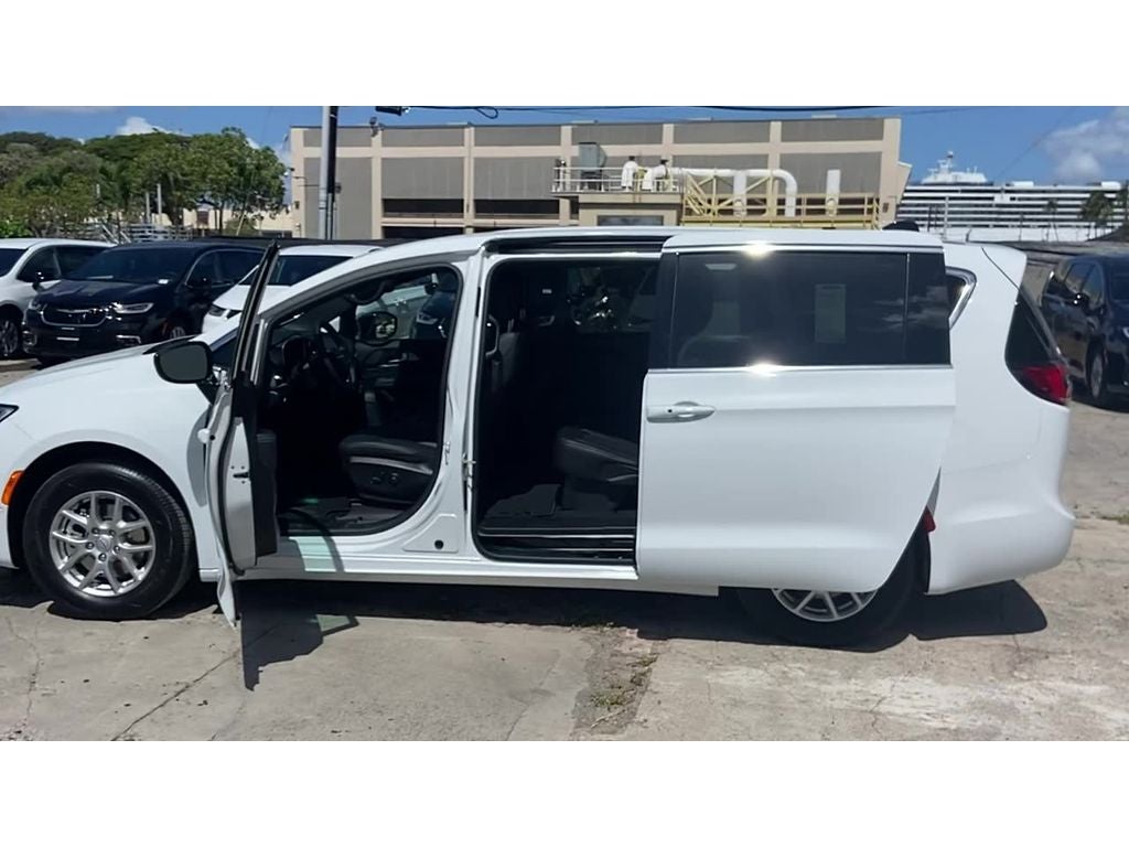 2026 Chrysler Pacifica PACIFICA SELECT