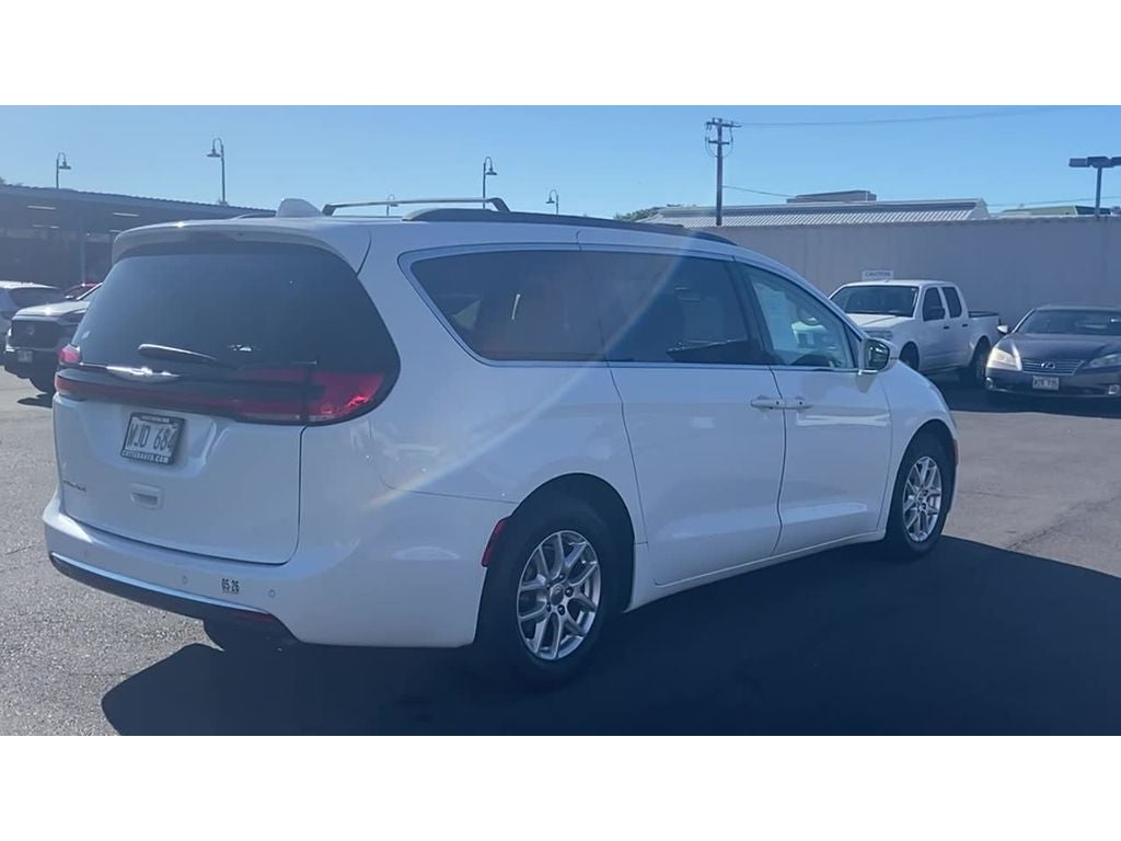 2022 Chrysler Pacifica Touring L