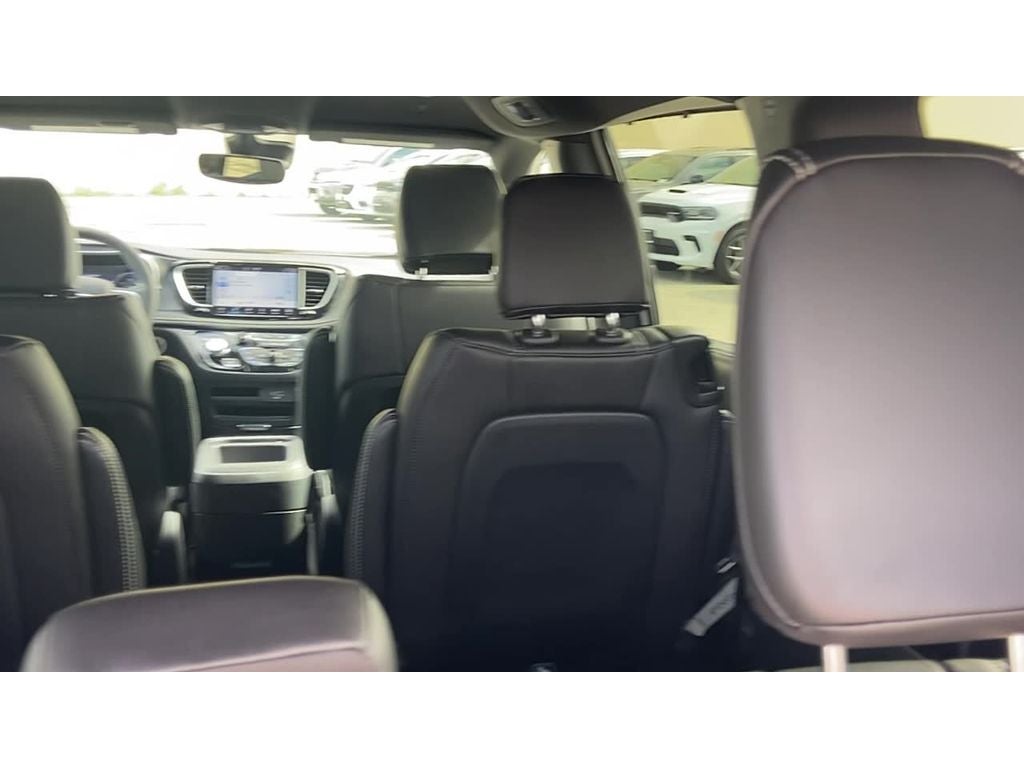 2026 Chrysler Pacifica PACIFICA SELECT