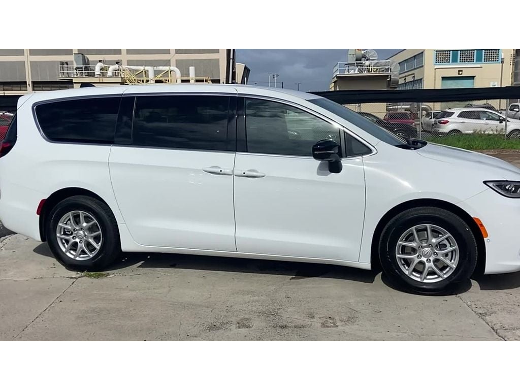 2026 Chrysler Pacifica PACIFICA SELECT