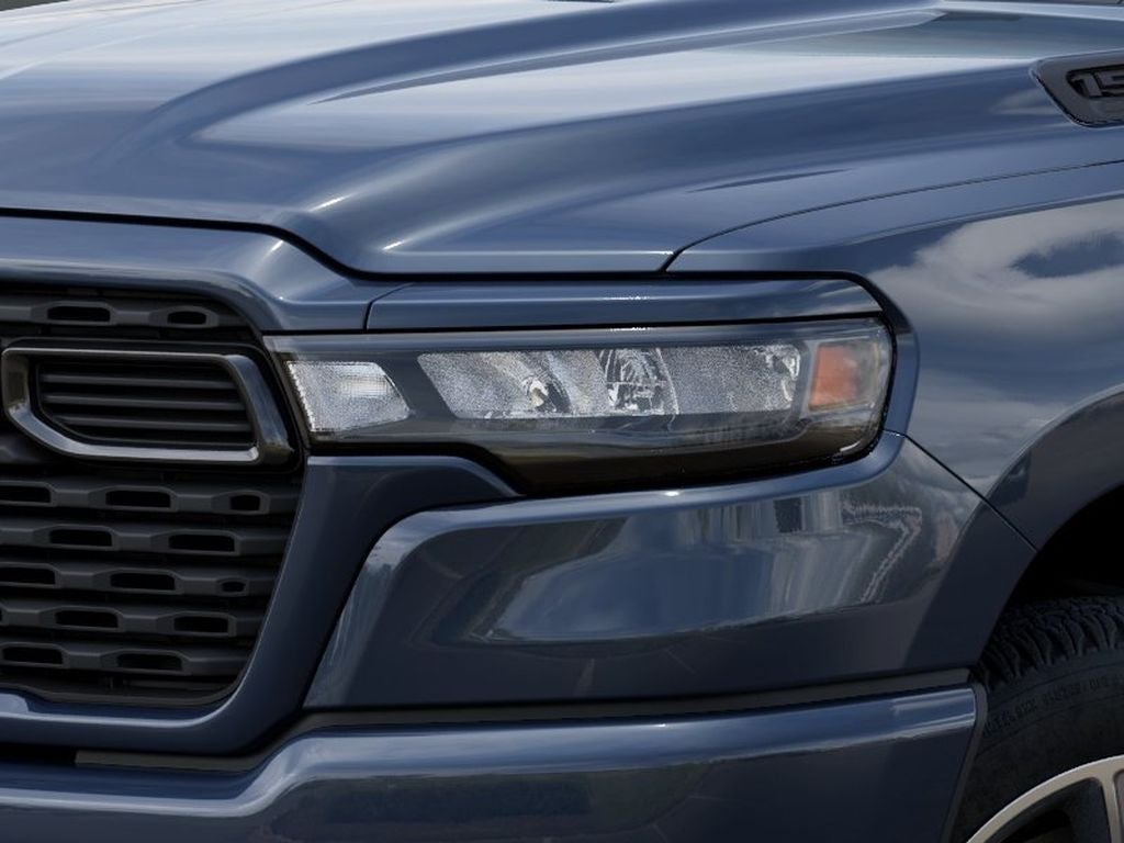 2026 RAM Ram 1500 RAM 1500 EXPRESS CREW CAB 4X2 5'7' BOX