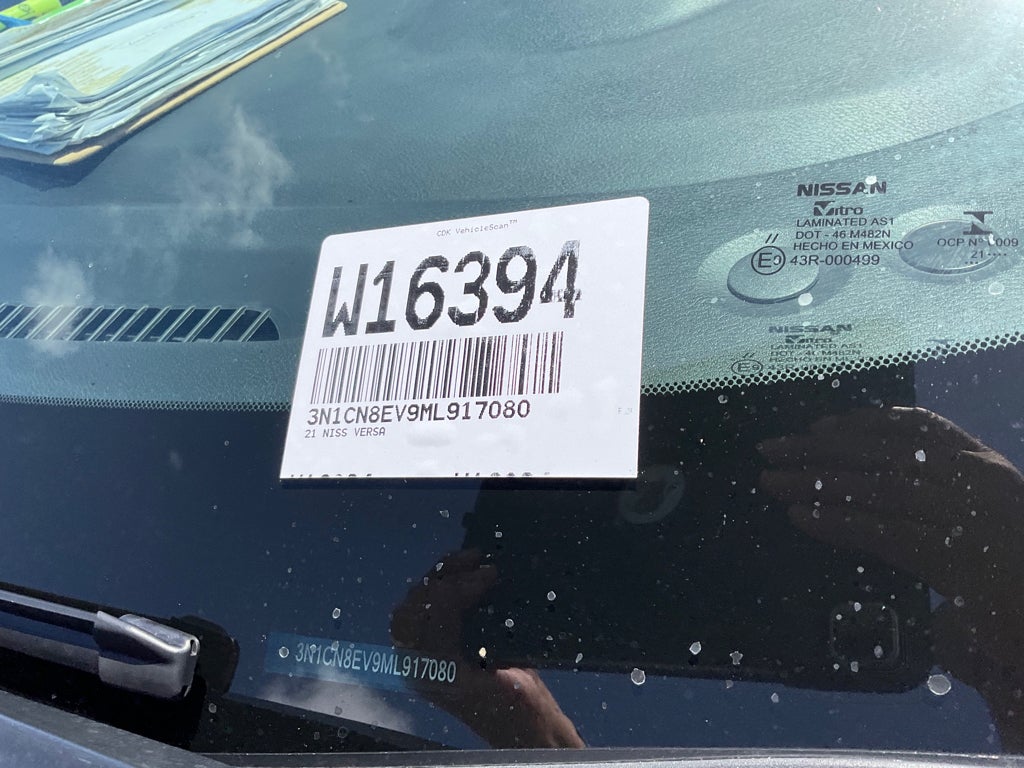 2021 Nissan Versa SV Xtronic CVT
