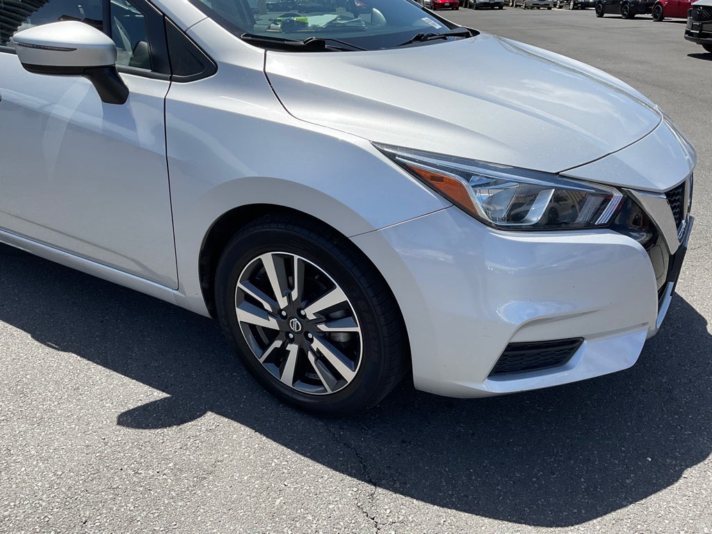 2021 Nissan Versa SV Xtronic CVT